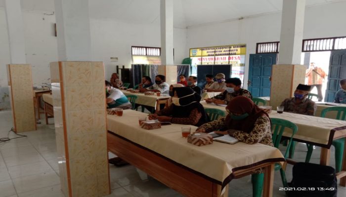 SOSIALISASI DAN MUSYAWARAH DESA TENTANG PERUBAHAN APBDes TAHUN 2021 02