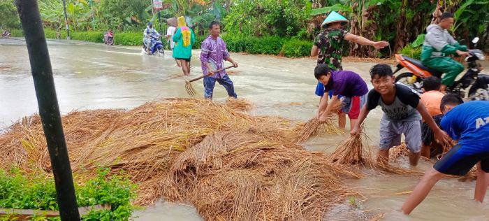 MANGUNHARJO BANJIR 