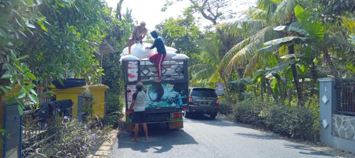 BANTUAN PENGISIAN LUMBUNG PANGAN 01