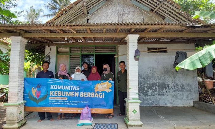 PENYALURAN BANTUAN KOMUNITAS KEBUMEN BERBAGI