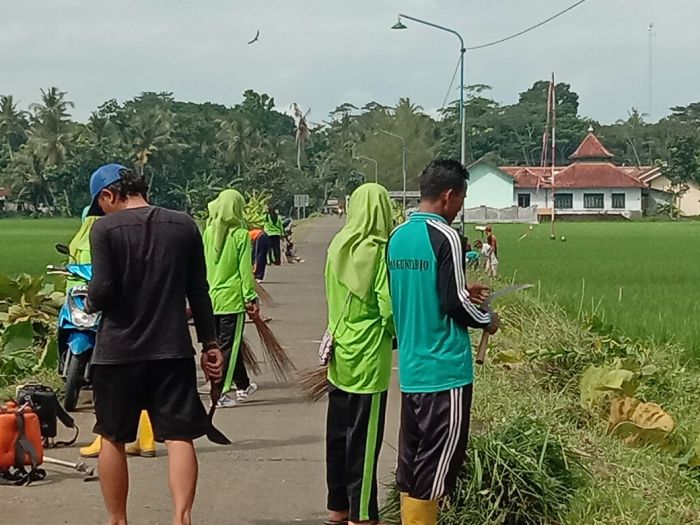 PELAKSANAAN BULAN BAKTI GOTONG ROYONG 01