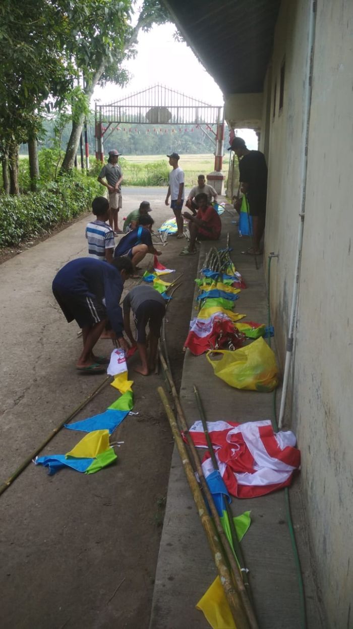 SEMARAK GOTONG ROYONG MENYAMBUT HARI KEMERDEKAAN RI YANG KE 78 02